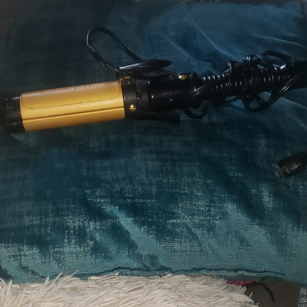 Conair curling iron and straightener